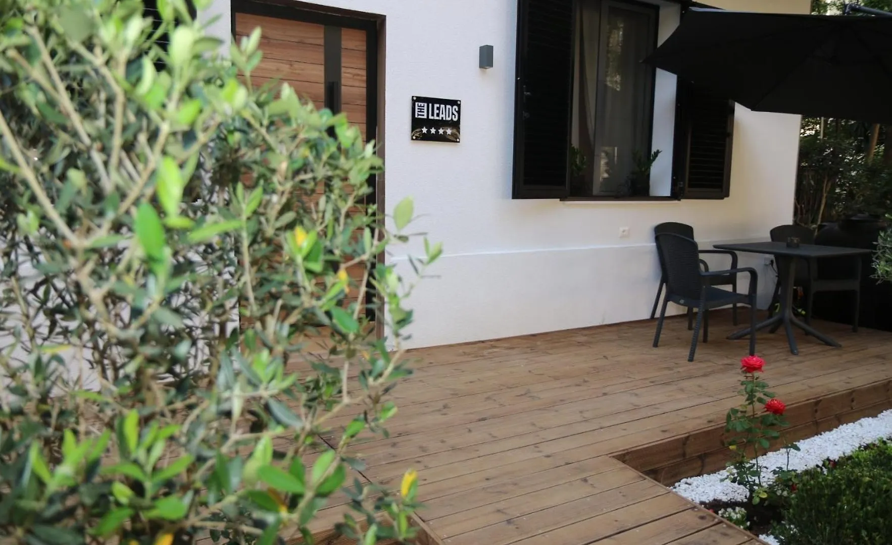 The Leads Studio Apartment Tirana
